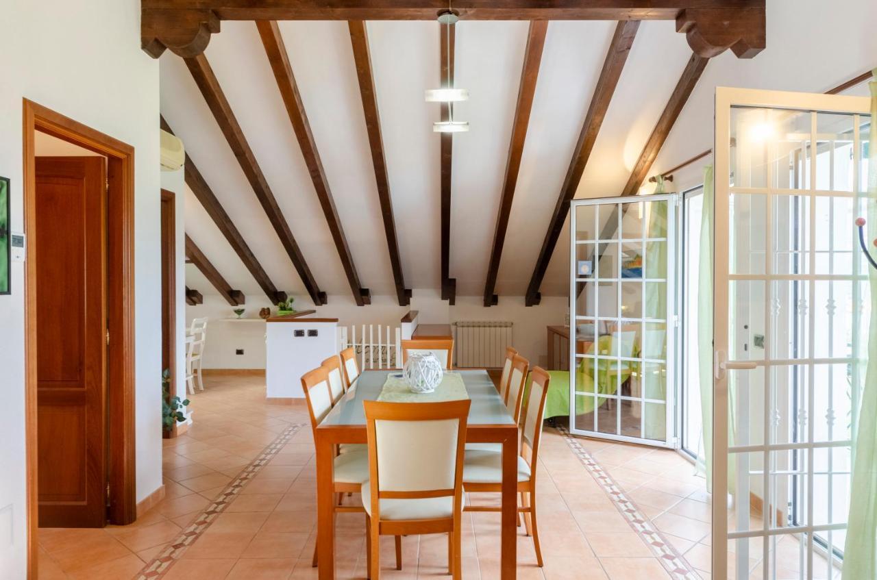 Ca' Do Pescou, Charming 2,Bedroom Apartment With Stunning Hill Views Overlooking The Greenery 라팔로 외부 사진